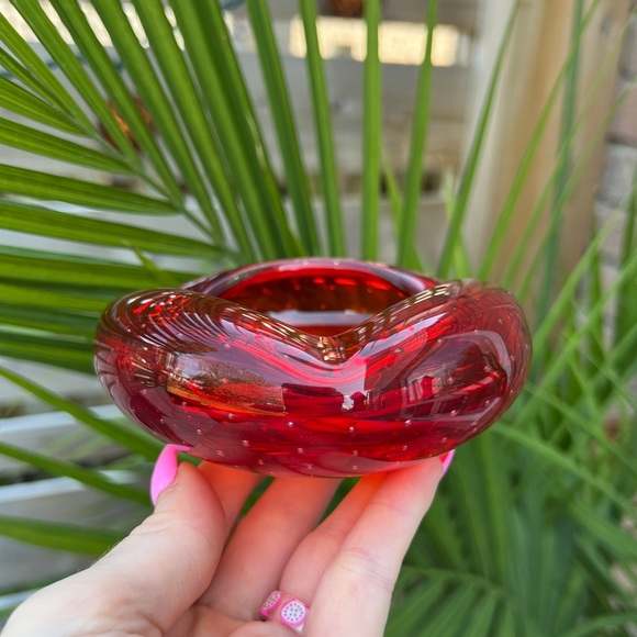 Vintage Murano Red Glass Ashtray, Mid century Modern home decor - Picture 4 of 11
